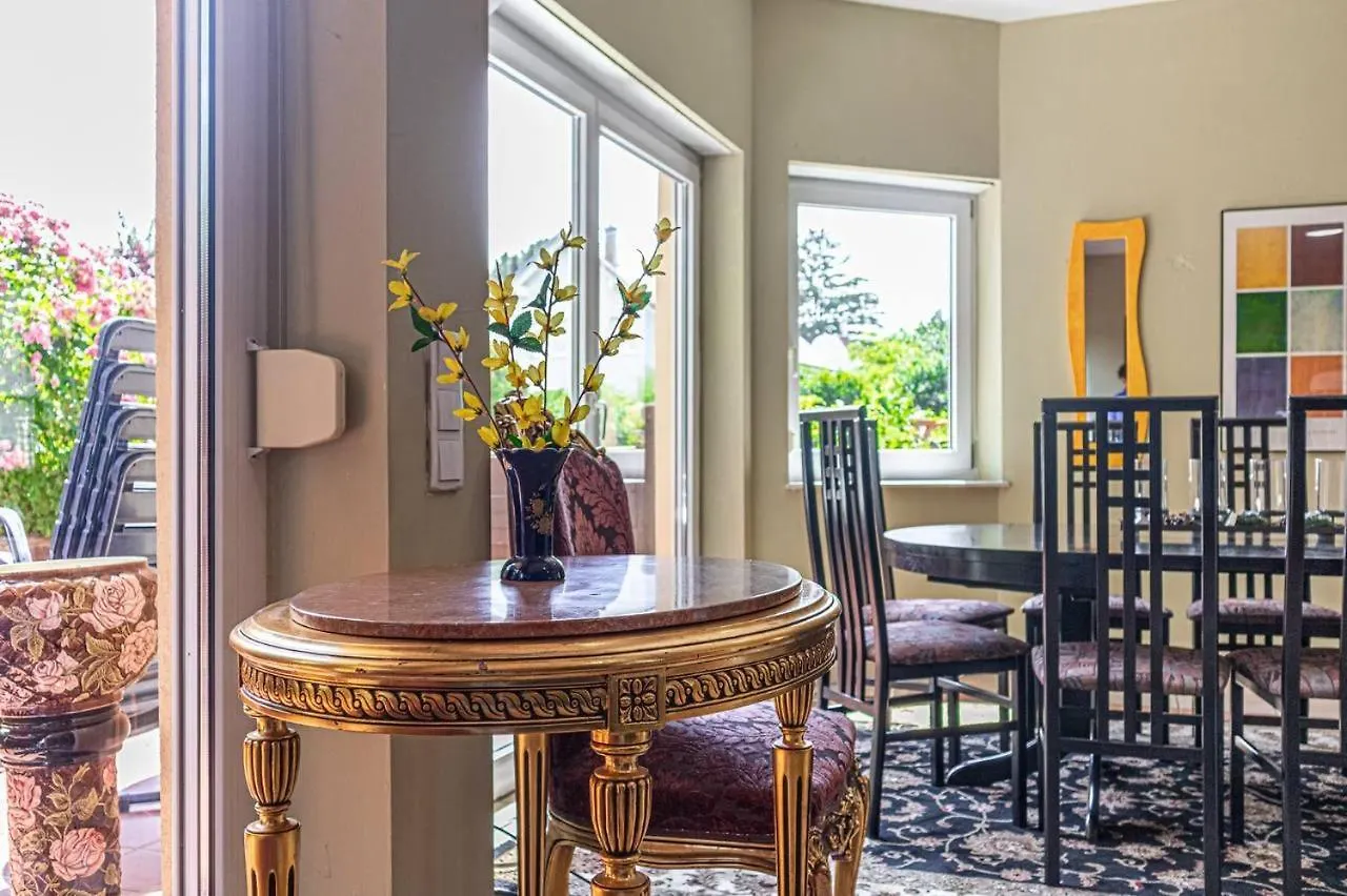 Double Room In An Elegant House Gd Vienna Homestay